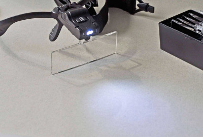 LED-Brillenlupe Profi mit 5 Vergrößerungen - ideal auch für Brillenträger